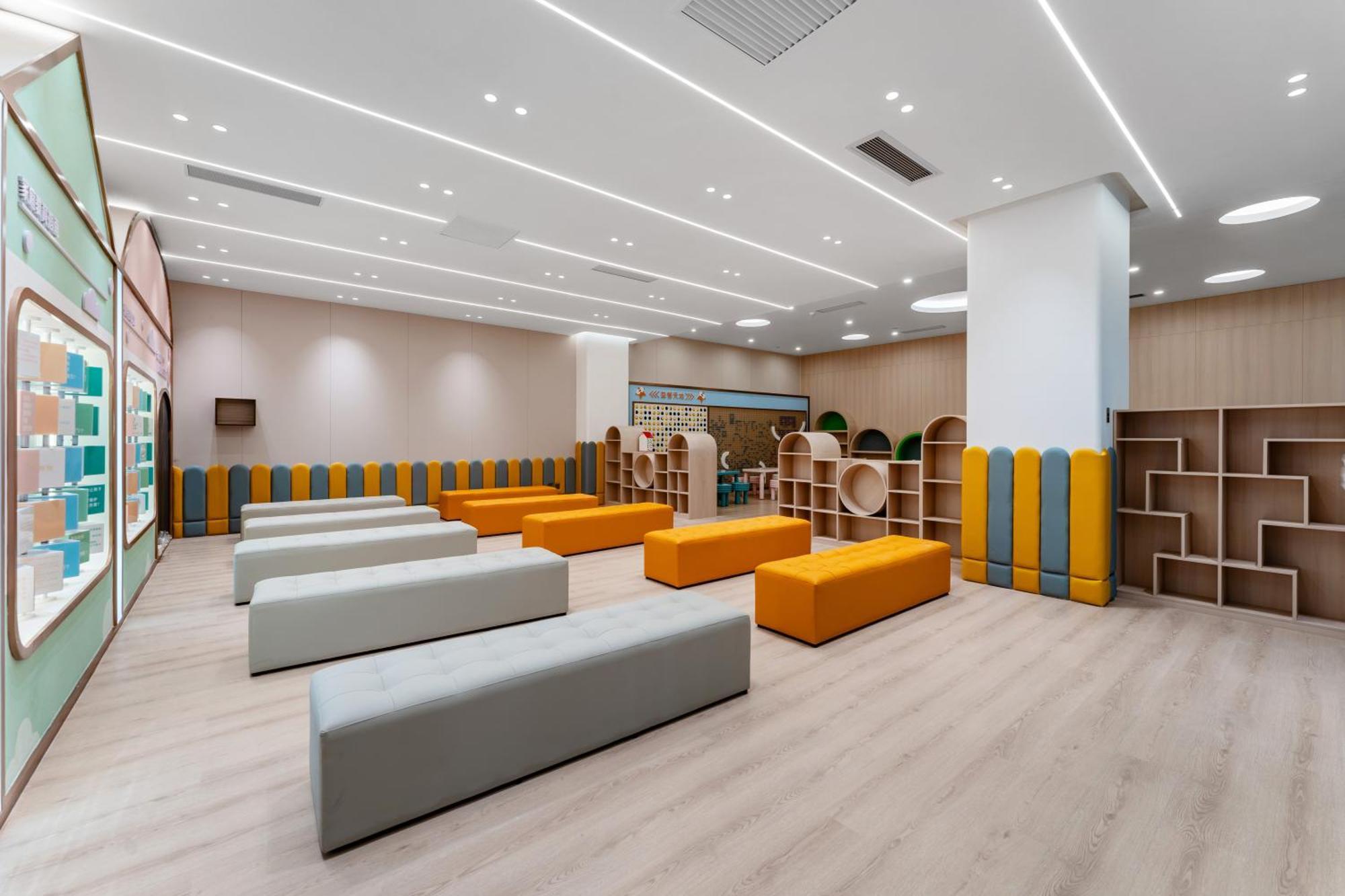 Liang Fan Holiday Inn Quảng Châu Ngoại thất bức ảnh