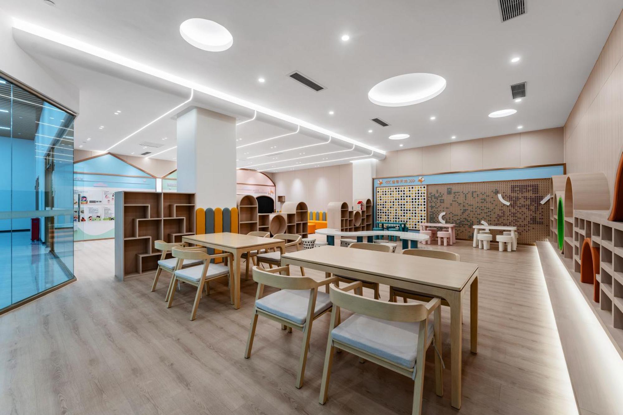 Liang Fan Holiday Inn Quảng Châu Ngoại thất bức ảnh